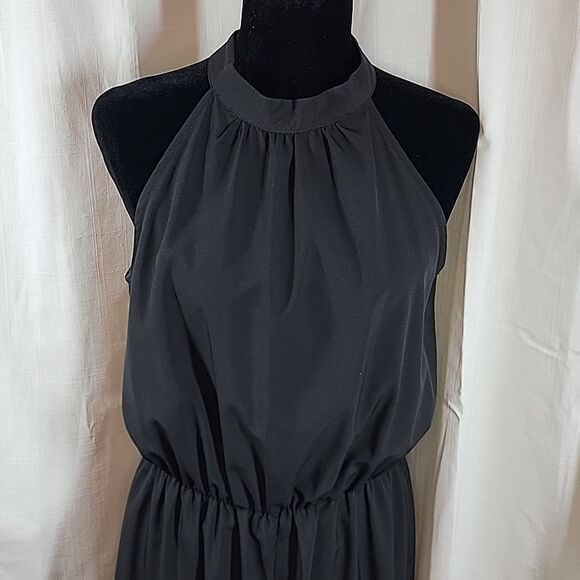 Black Sleeveless Jumpsuit - Picture 2 of 12